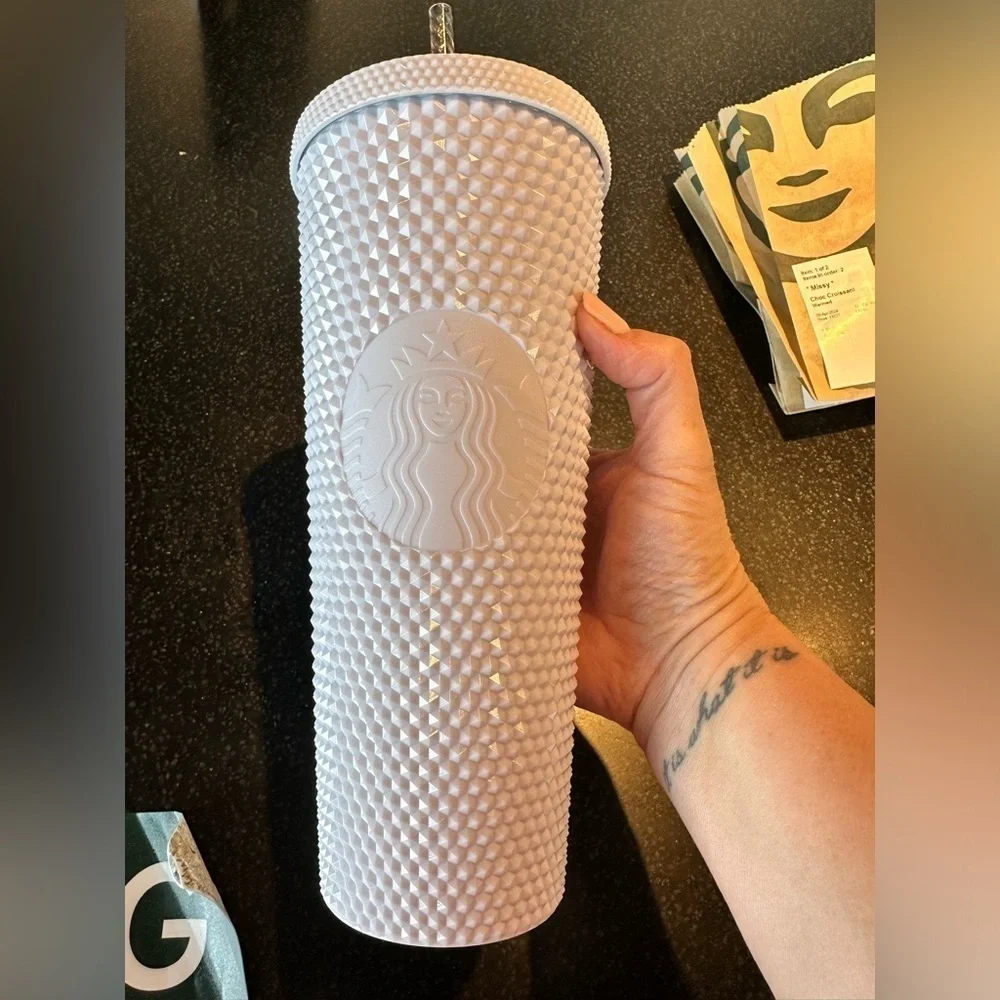 ⭐️Starbucks ⭐️ 24 oz White Tumbler NWT